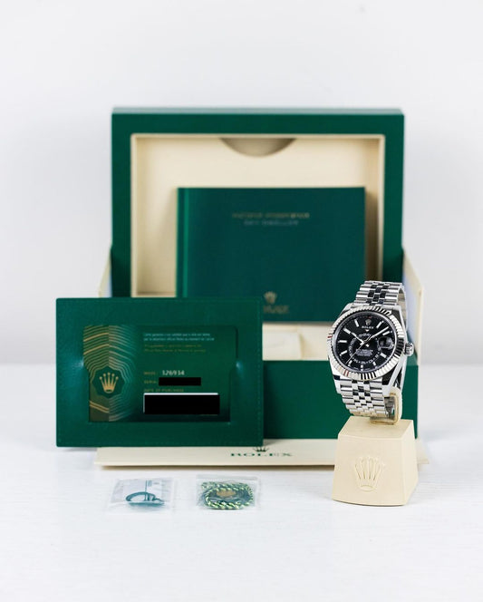 ROLEX SKY DWELLER ( LUXURY EDITION ) Fully automatic movement - WITH ORIGINAL BOX